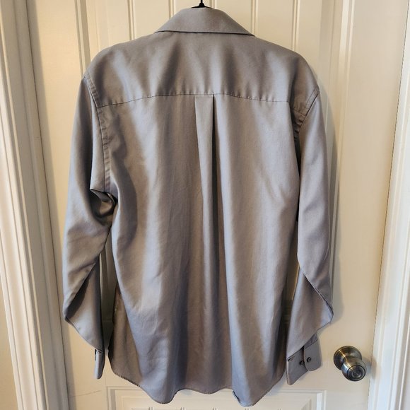 Soft Gray Wrinkle Free Button Down Dress Shirt - Picture 2 of 4